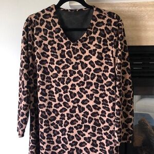 Leopard print long sleeve midi dress